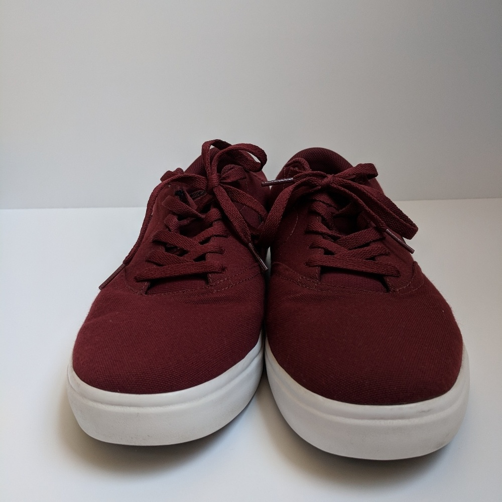 Nike SB Check Solarsoft Men's Skate Shoes